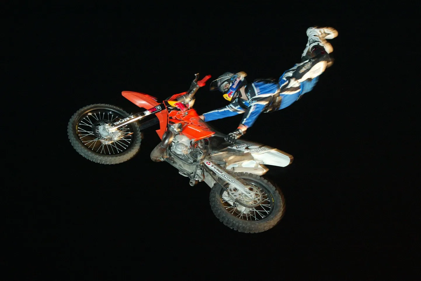 Pildil on 2006. aasta freestyle motokrossil esinenud trikirattur Nick Franklin.