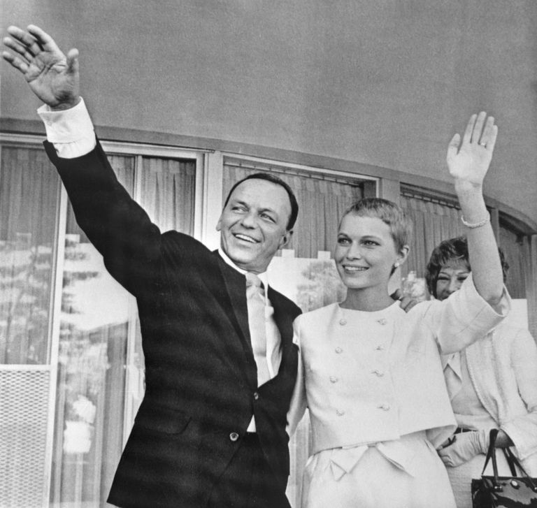 Frank Sinatra ja Mia Farrow abiellusid 1966 Las Vegases