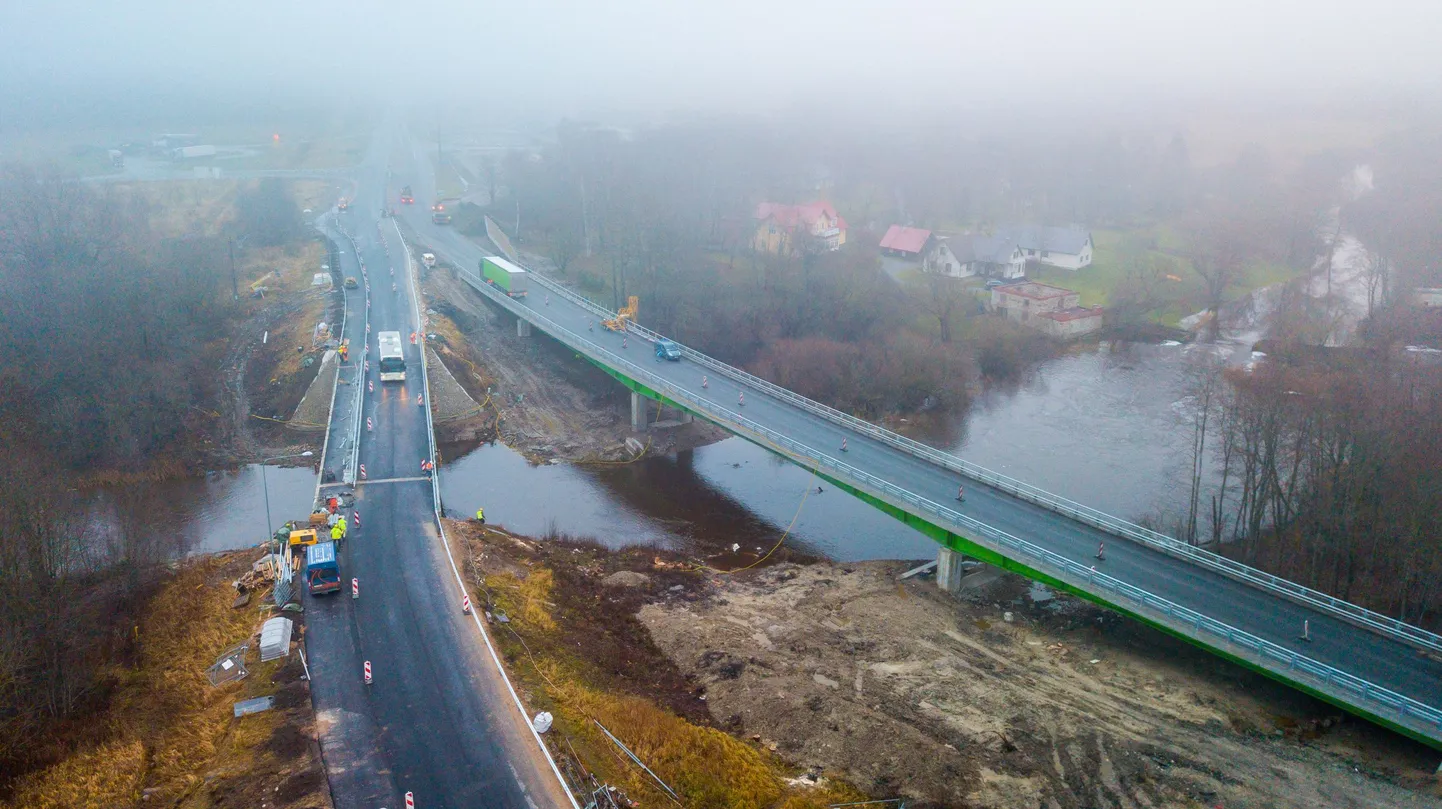 Ükskõik kummal silla juhtunud liiklusõnnetuse ajaks saab suunata liikluse teisele sillale.