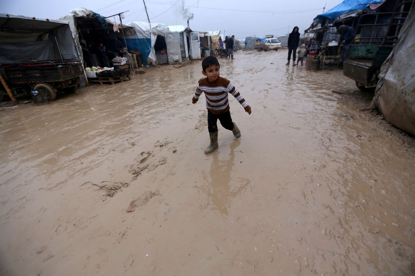 Poiss Süüria põgenikelaagris.
