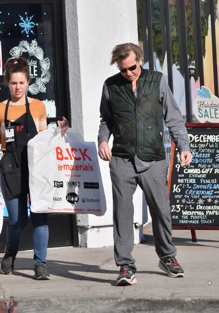 Val Kilmer.