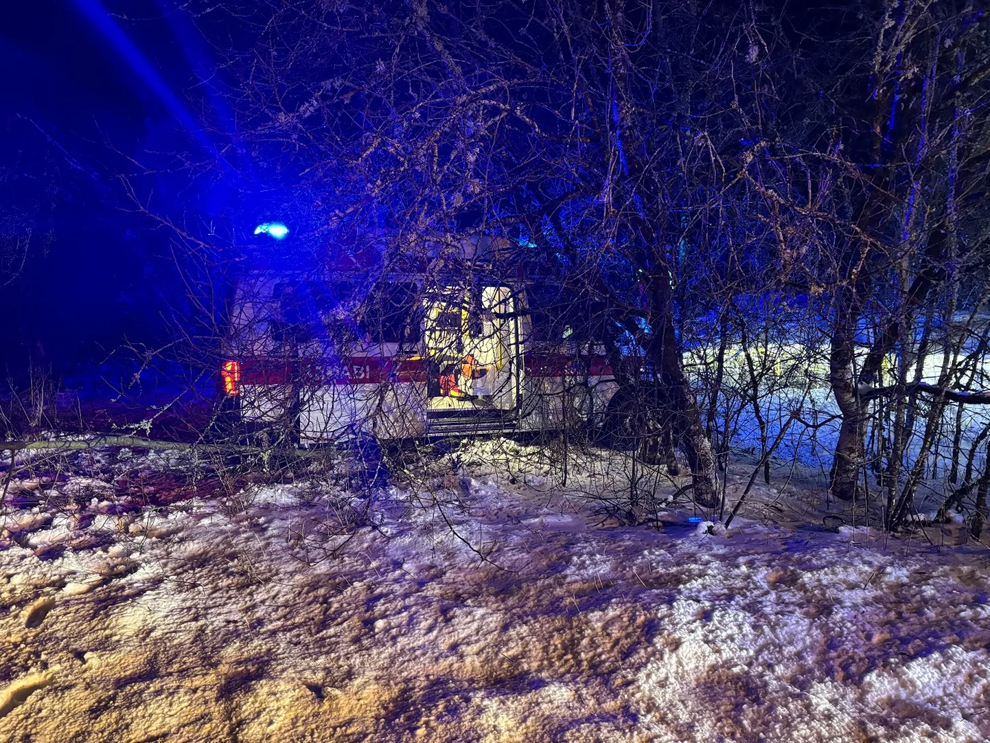 Avarii tagajärjel sai viga sõidukis viibinud patsient.