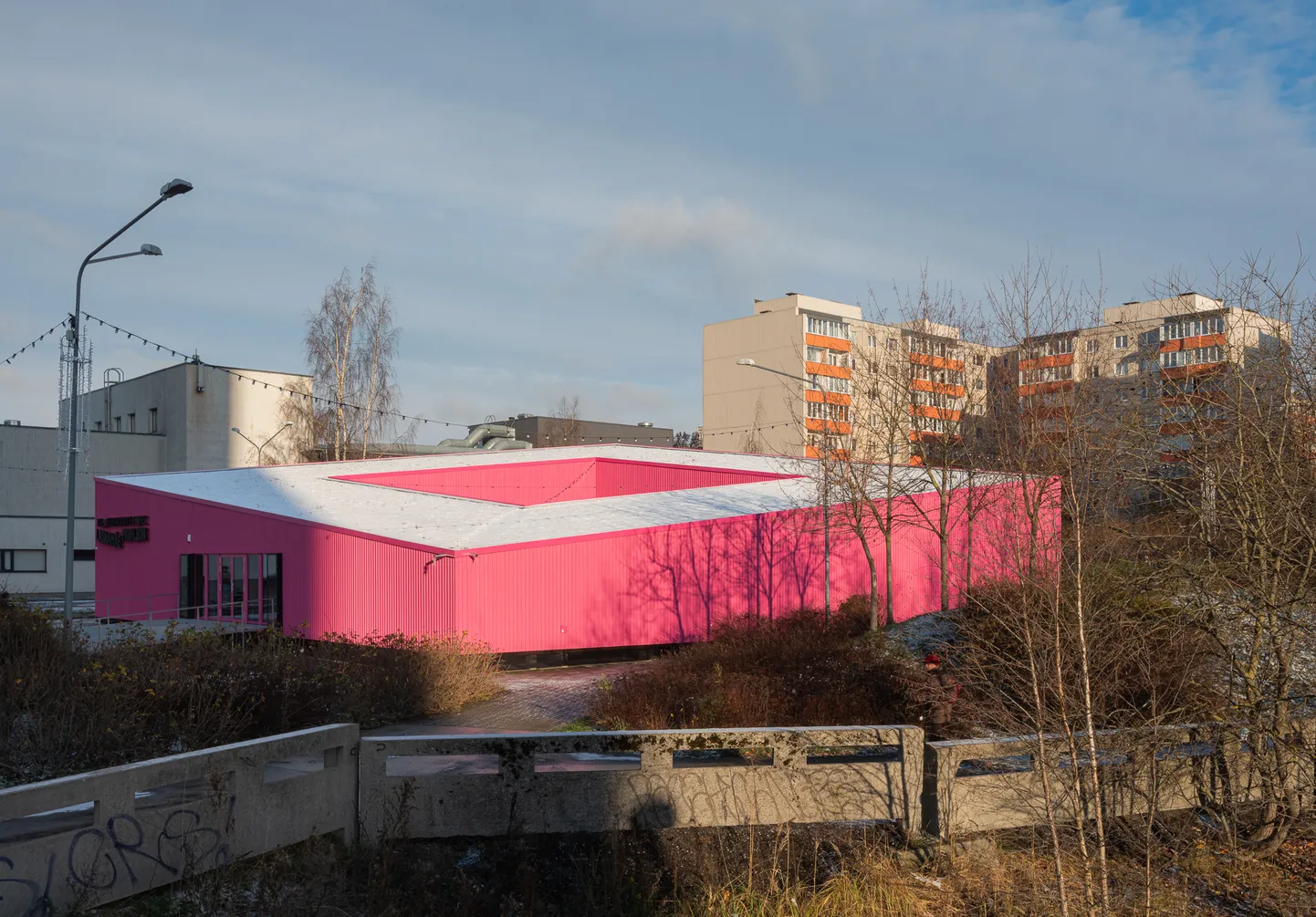 Tallinna Kunstihoone Lasnamäe paviljon