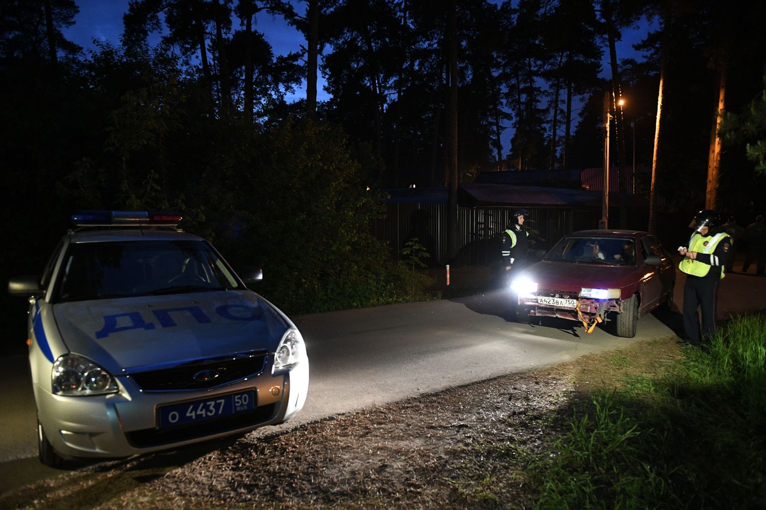 Liikluspolitsei kontrollis Kratovo ümbruse teedel sõidukeid.