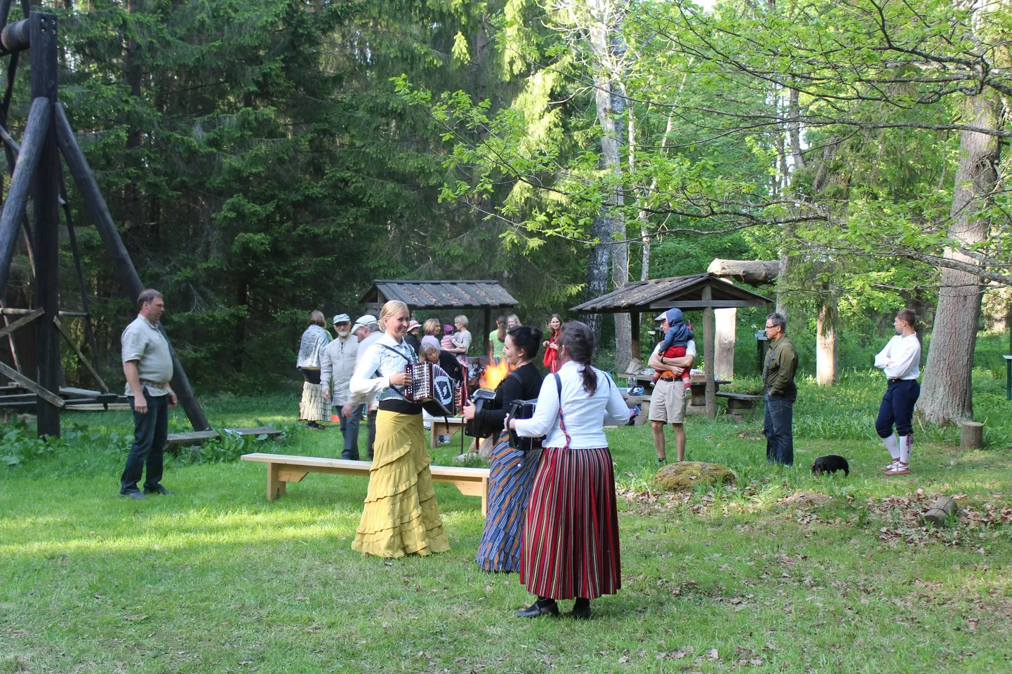 Suvisted Veteperes  A. H. Tammsaare muuseumis mõned aastad tagasi.