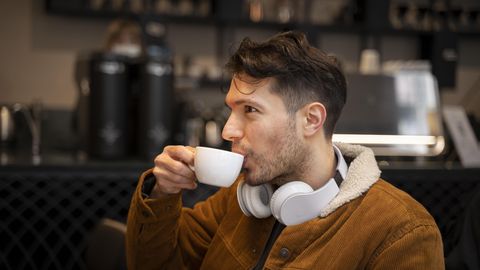 Kohvisõprade suur töövõit: värske uuring paljastab joogi uue supervõime