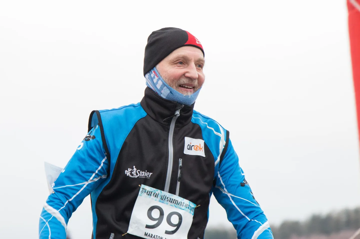 Ants Kuusik on raugematu innuga spordimees. 70-aastasena on ta mitmel spordialal tänini võistlusrivis, üks tema trumpe on uisutamine.