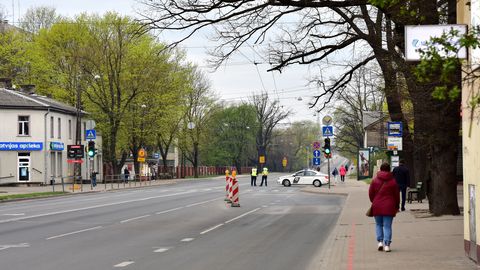 Deglava ielā Rīgā būvnieks 