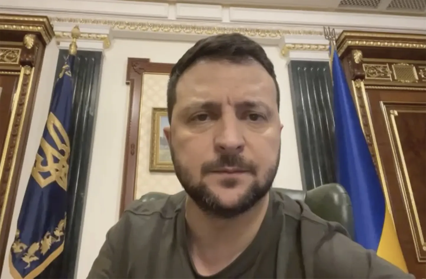 Ukraina president Volodõmõr Zelenskõi pöördumas oma rahva poole 29. aprillil, mis oli 65. sõjapäev