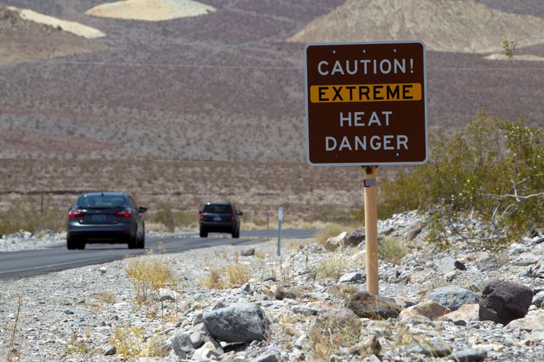 USA California Surmaoru rahvuspargis hoiatatakse inimesi kõrgete temperatuuride eest