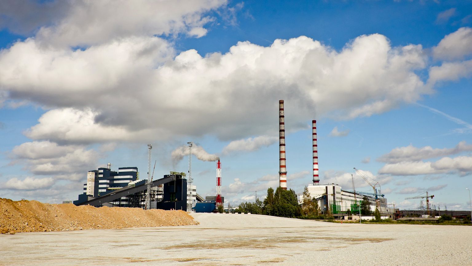 Eesti Energia teatas, et plaanib lõpetada põlevkivielektri tootmise aastaks 2030.