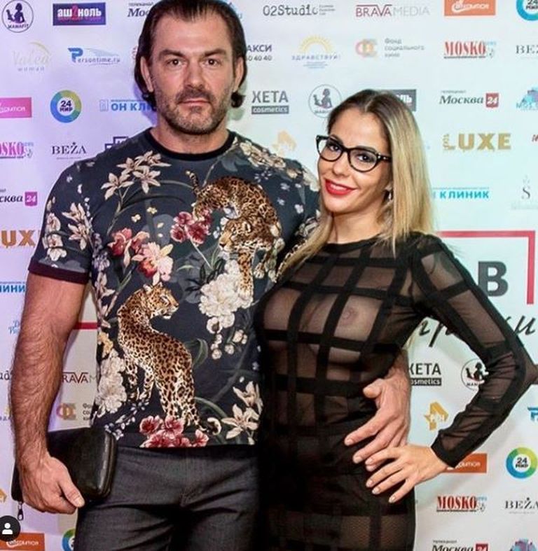 Елена Беркова с женихом