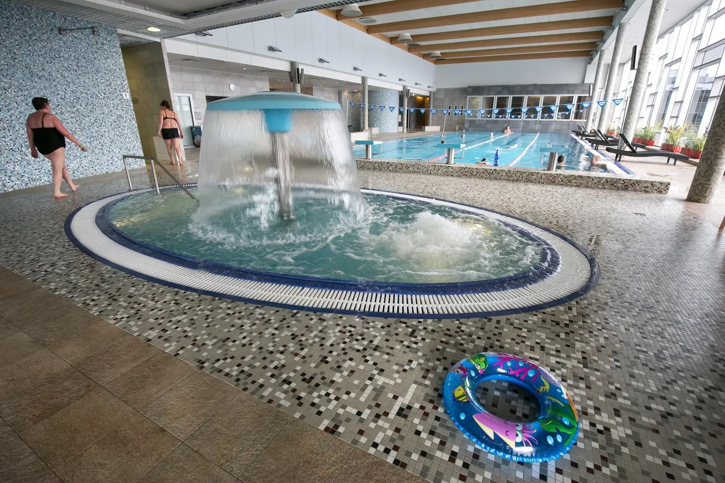 Pärnu koolilõpetajad saavad linnalt kingituse, millega spaamõnusid nautida.