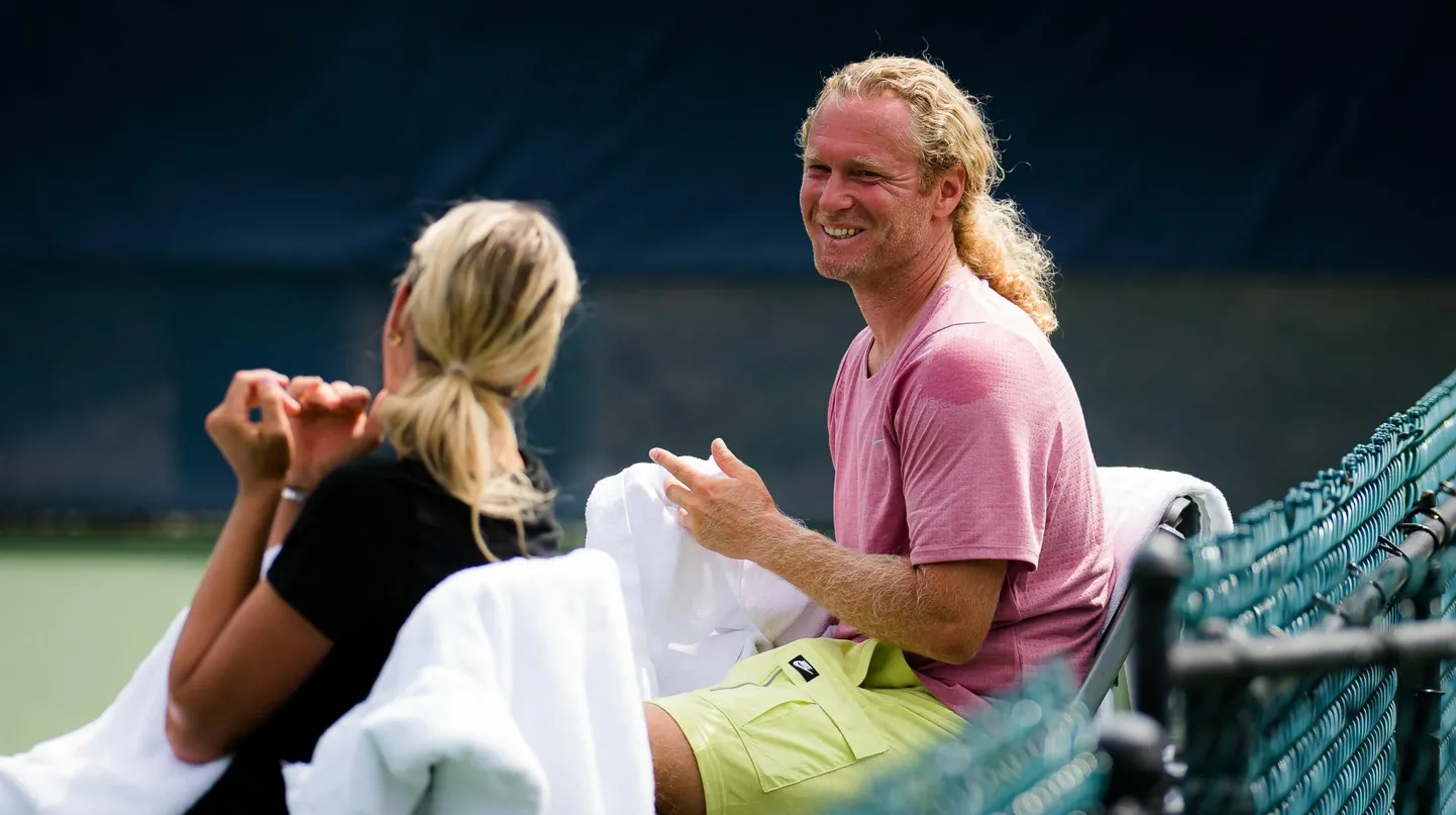 Nii see algas: 15. augustil 2021 harjutas Anett Kontaveit Cincinnatis Dmitri Tursunovi juhendamisel.