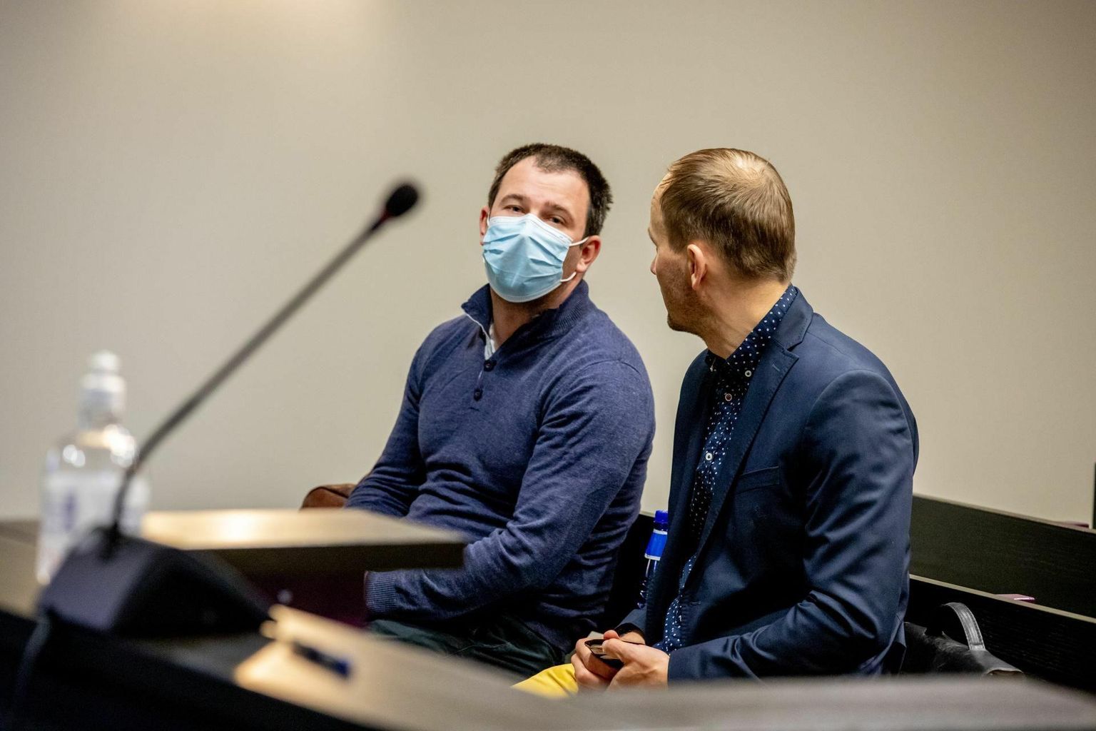 Ott Sutt (vasakul) sai süüdistuse kohaselt kriminaaltulu 67 000 eurot ja Kristo Rossman 37 000 eurot.