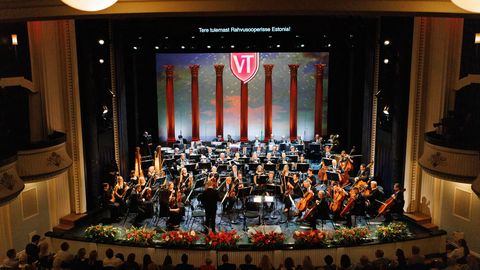 Культурно и гламурно: гала-концерт Vana Tallinn Gala наполнил «Эстонию» оперными хитами и ароматом роскоши