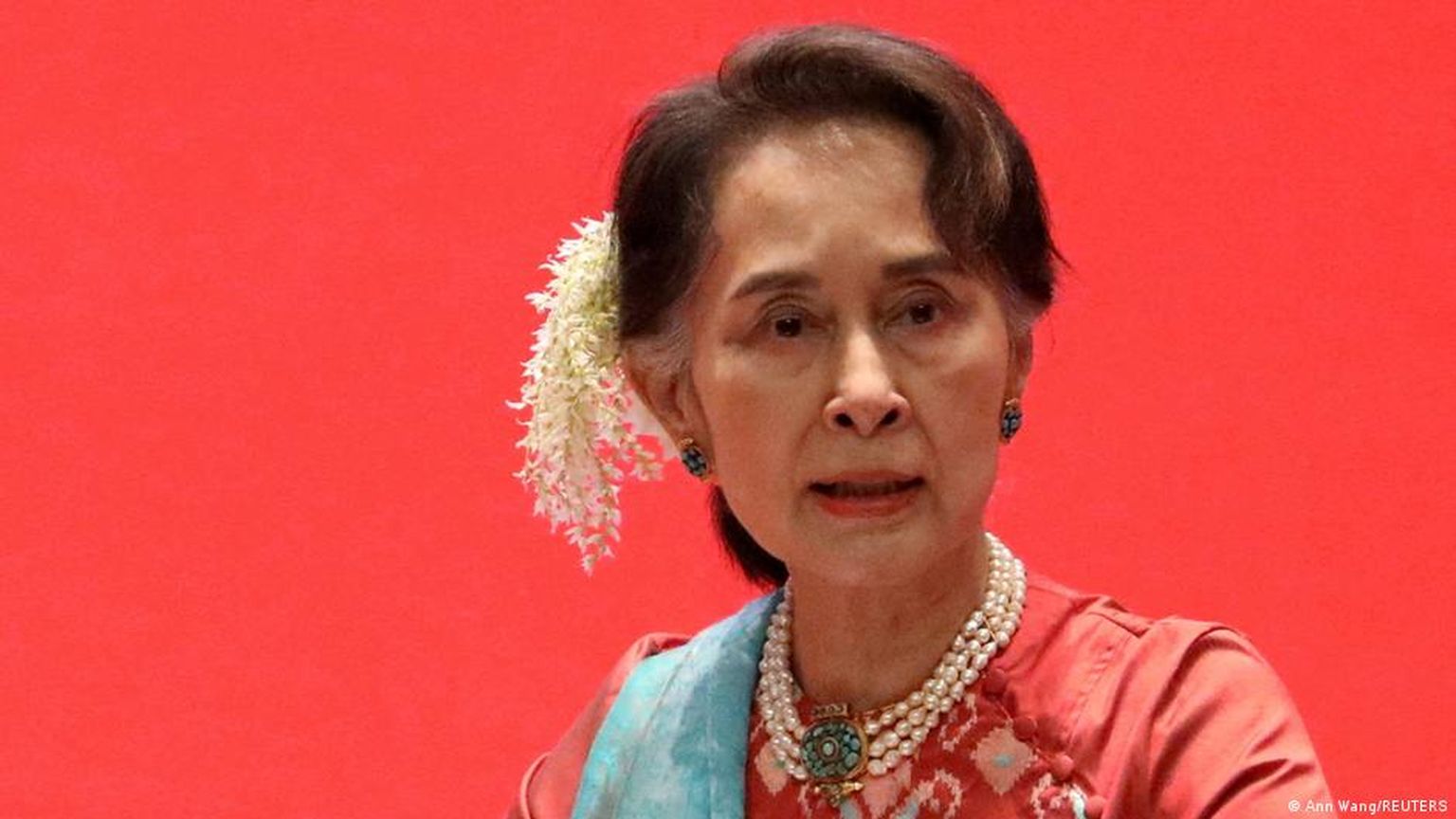 Аун Сан Су Чжи (фото из архива)