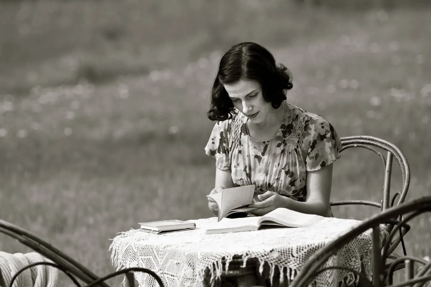 Eesti kinodesse jõuab märtsi lõpus uus kodumaine mängufilm, režissöör Martti Helde «Risttuules», mis põhineb 1941. aasta juuniküüditamise sündmustel.
