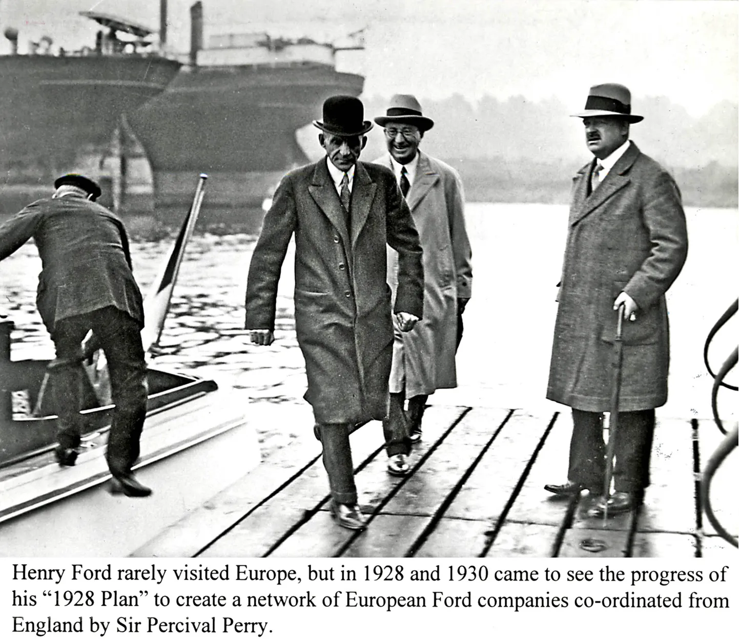 Henrijs Fords vienā no savām retajām vizītēm Eiropā
