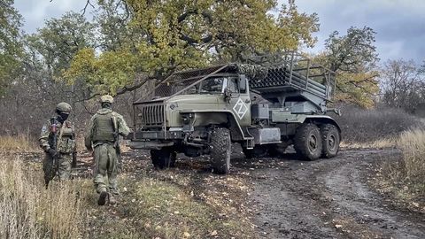 Krievijas spēki nespēs paātrināt ofensīvu 2026. gadā, secina Kara pētījumu institūts