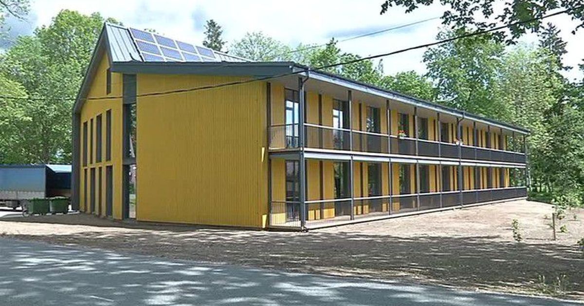 Pisikesed võimlejad esinesid eakatele