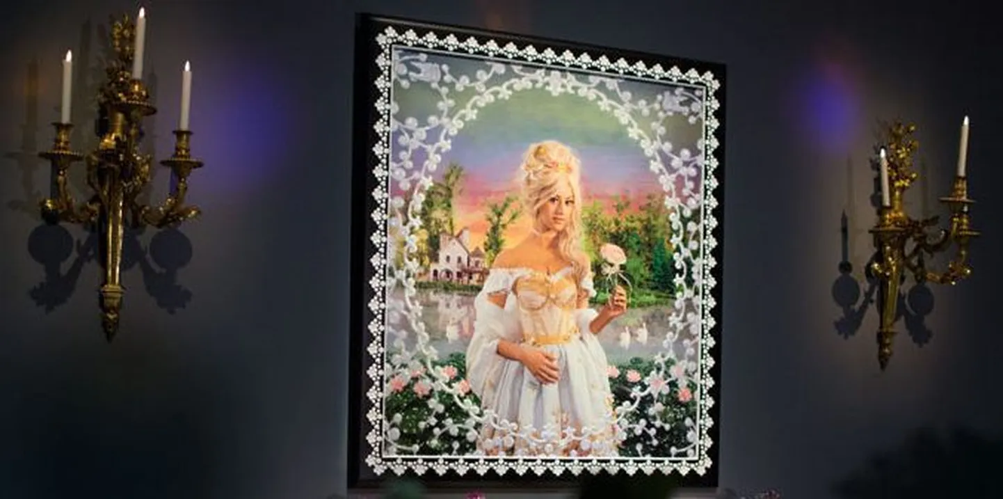 Zahia Dehar Marie Antoinette`ina