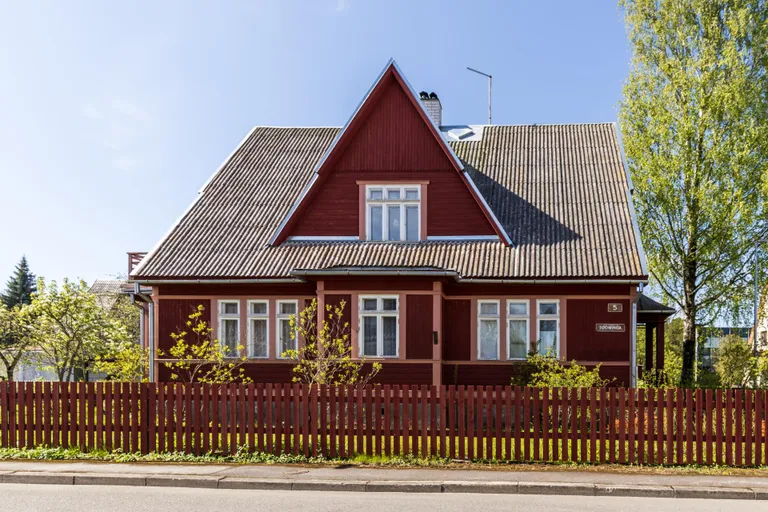 Maja Pärnus Toominga tänav 5.
