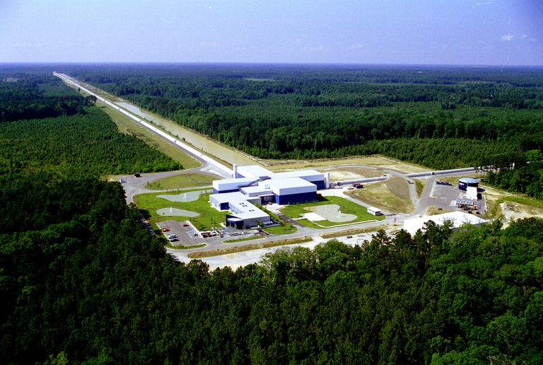 LIGO gravitatsioonilaineobservatoorium.