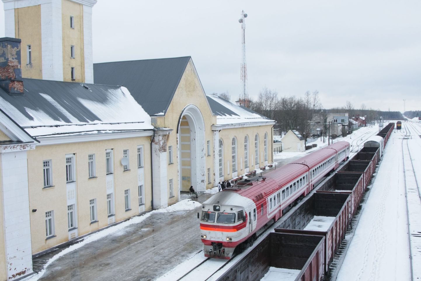 Talvel, järgmise aasta algusest hakkab Valgast Tartu sõitma kaks rongipaari.