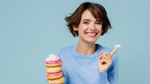 Врач-диетолог дала советы, как побороть тягу к сладкому