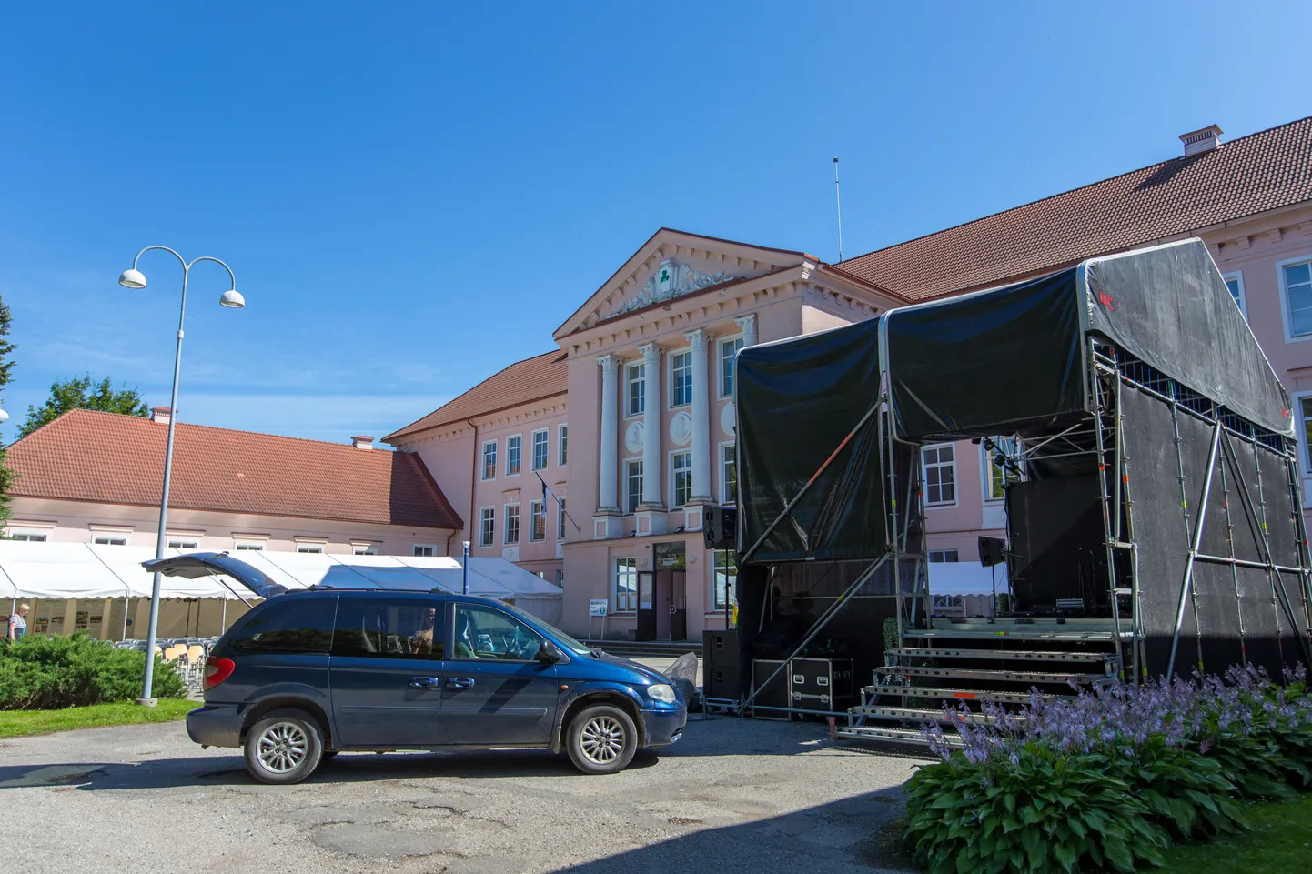 Maapäeva ettevalmistus Säreveres