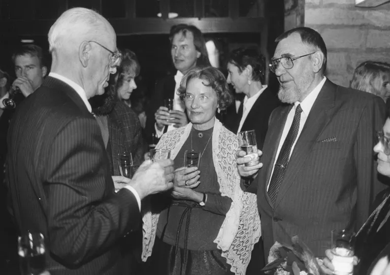 Oli 1995. aasta: heliloojate Arvo Pärdi ja Veljo Tormise austamisõhtu rahvusraamatukogus – president Lennart Meri ning Lea ja Veljo Tormis.