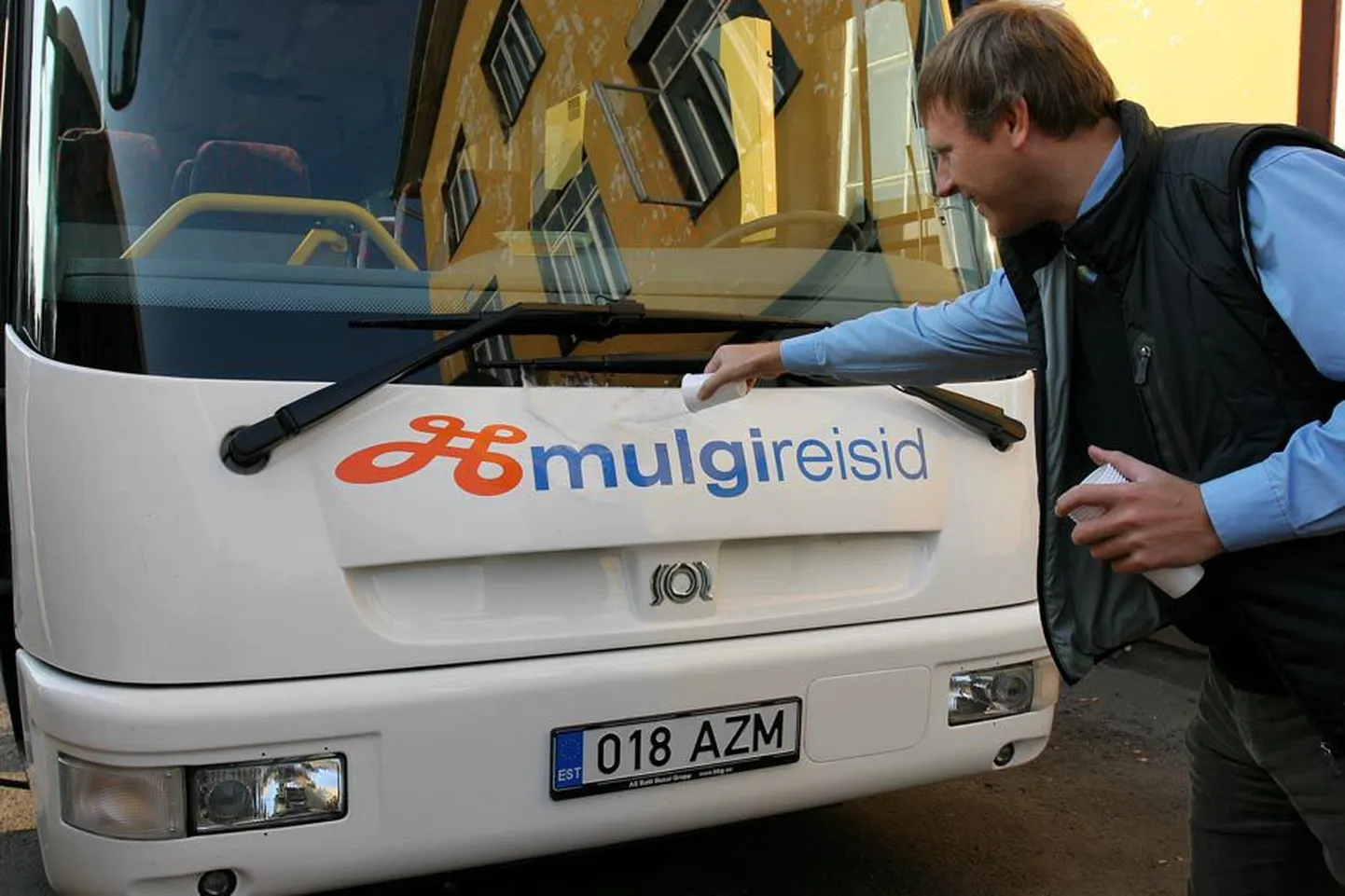 Maakonnaliinide bussid peavad väljumisaegadest täpselt kinni pidama.