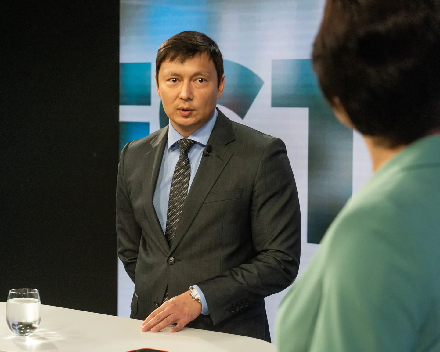 Mihhail Kõlvart saates "Otse Postimehest"