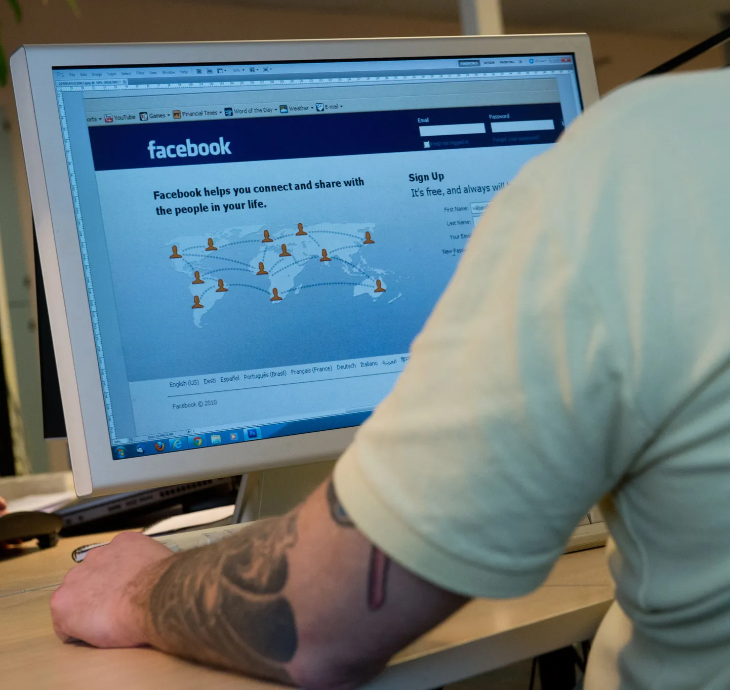 Facebooki kasutamine.