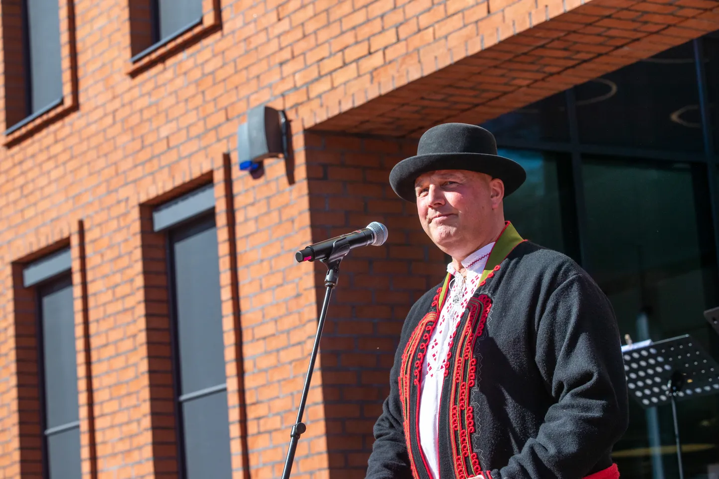 Kohtla-Järve riigigümnaasiumi avamine.